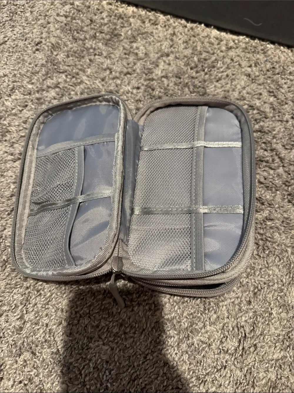 Light Gray Protective Carrying Case for Cell Accessories